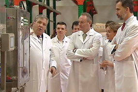 Tecnidex, asociado a AINIA, en un momento de la visita de Su Magestad el Rey a sus instalaciones