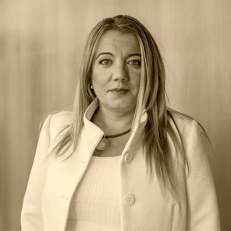 Vanesa Martínez Vanesa Martínez. Foto de perfil en acabado sepia