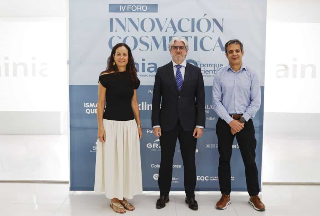 Apertura foro cosmetica